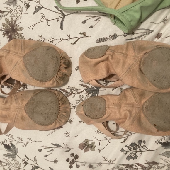 Bloch ballet slippers(SOLD) - Picture 2 of 4